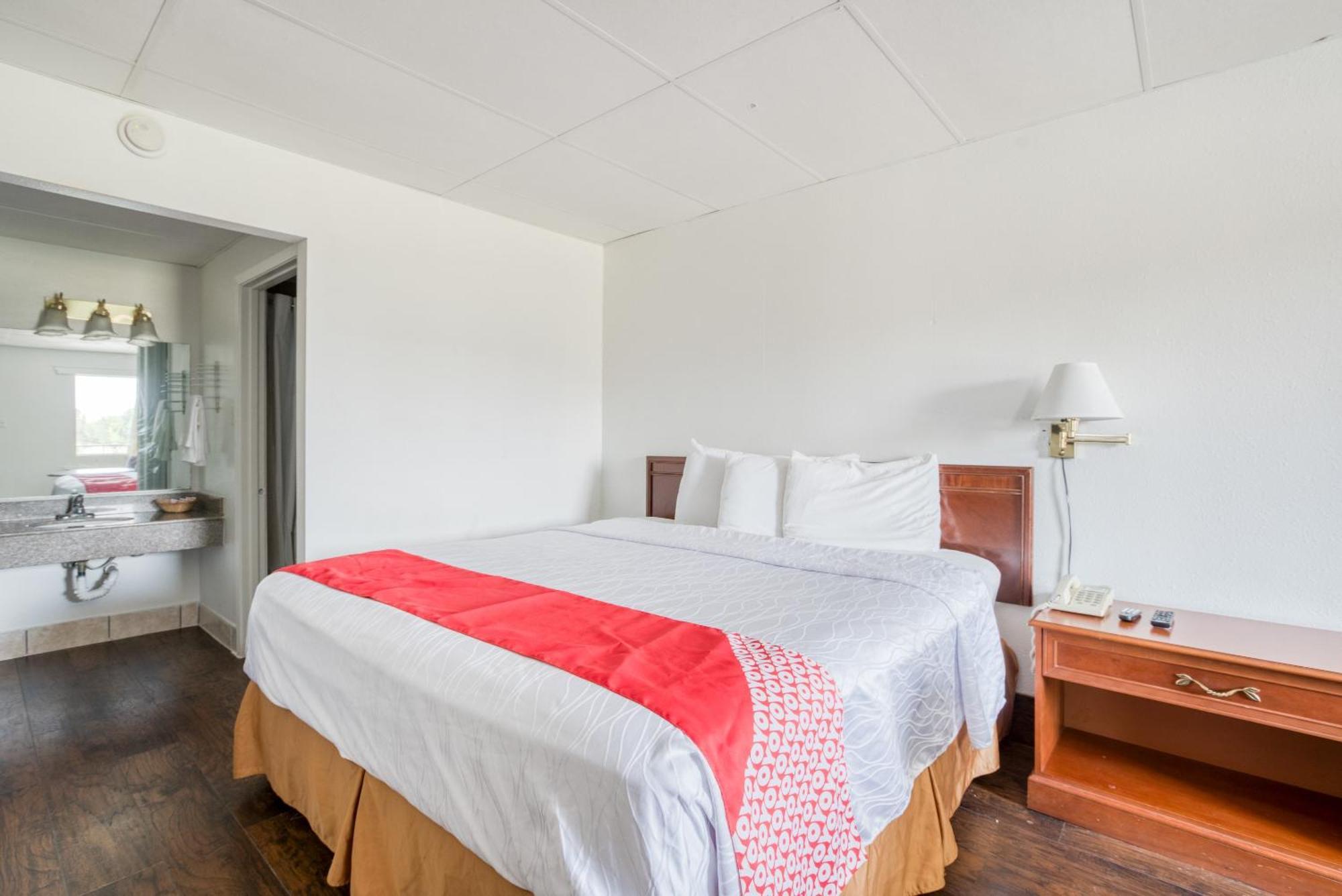 Oyo Hotel San Antonio Lackland Air Force Base West Εξωτερικό φωτογραφία