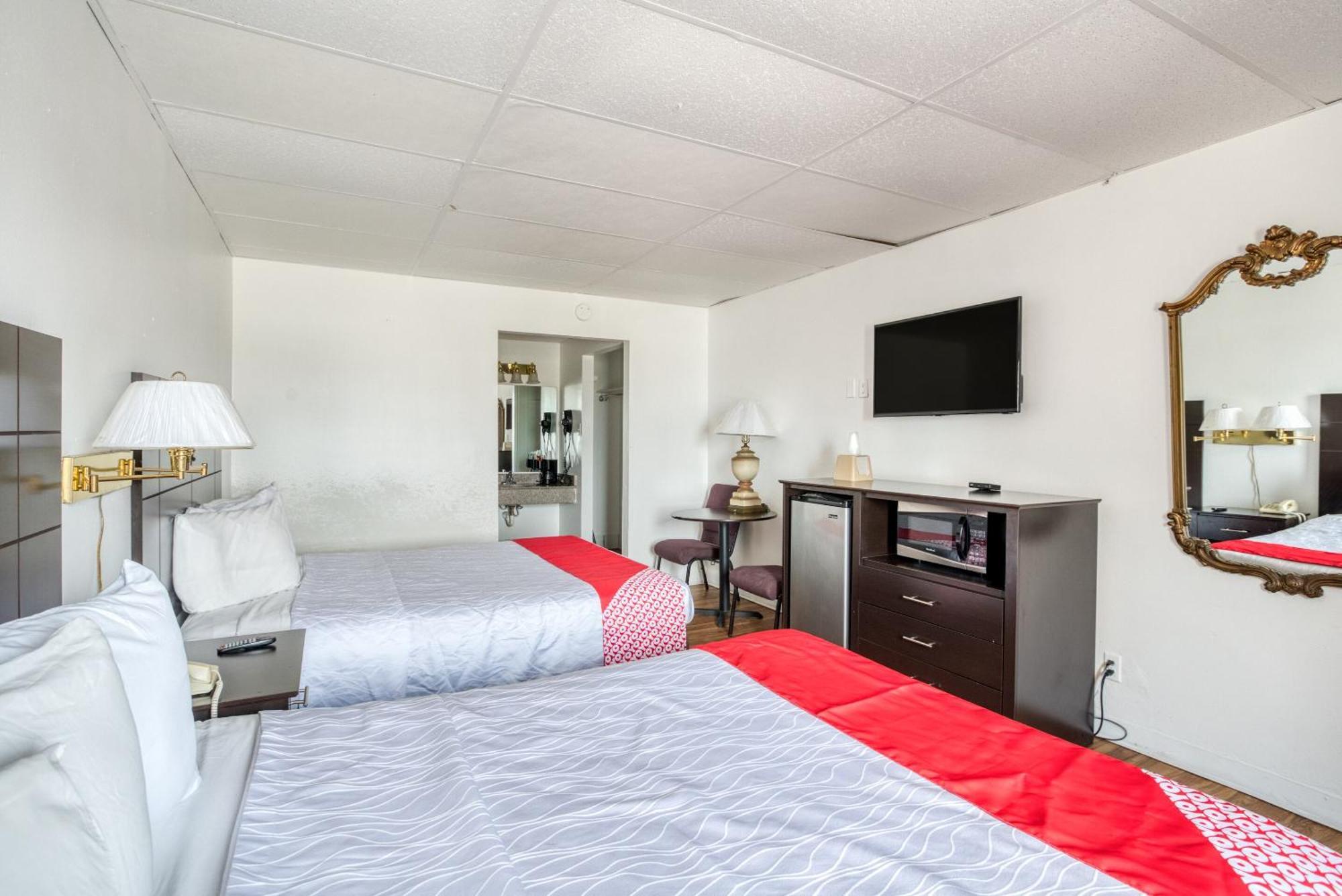 Oyo Hotel San Antonio Lackland Air Force Base West Εξωτερικό φωτογραφία