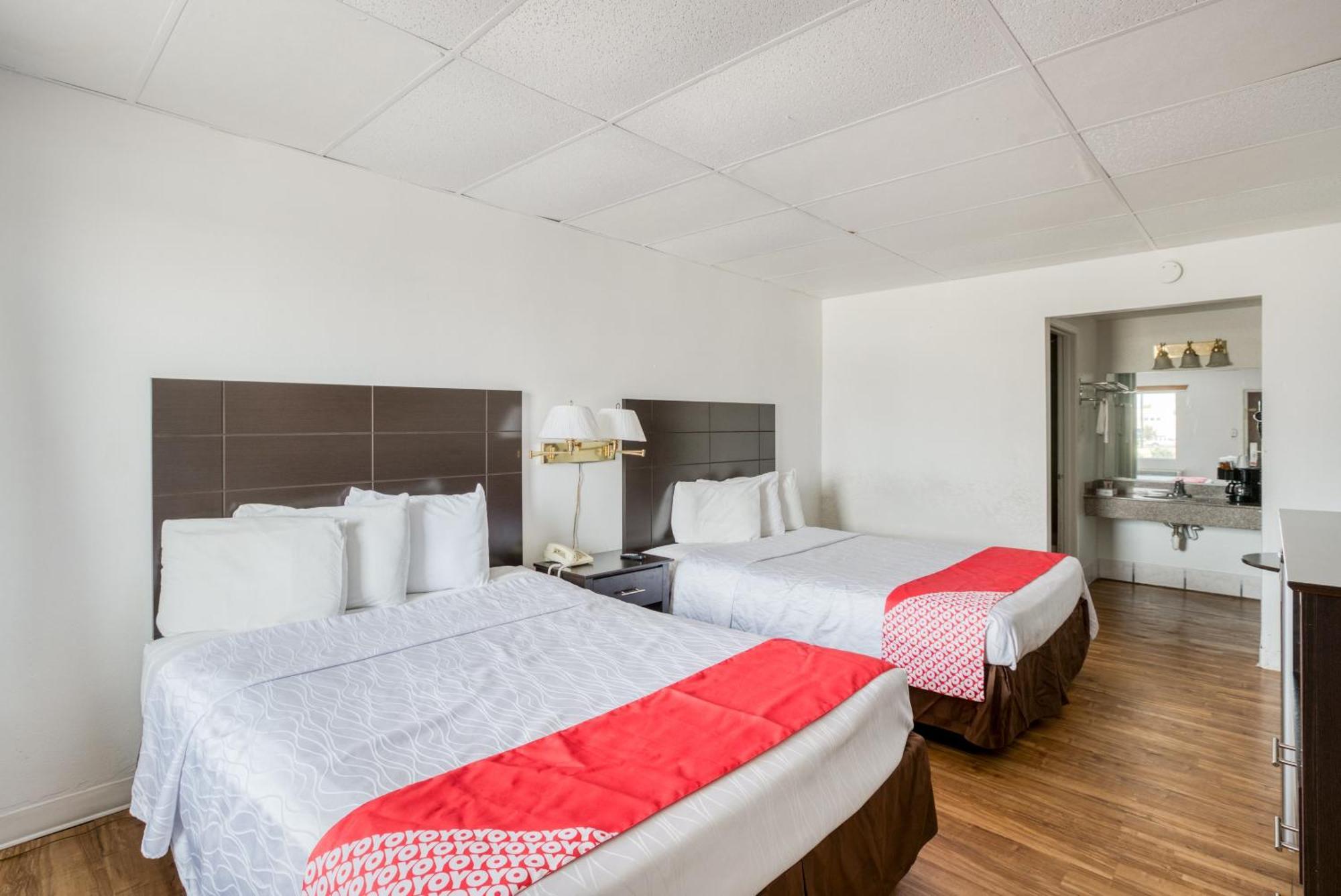 Oyo Hotel San Antonio Lackland Air Force Base West Εξωτερικό φωτογραφία